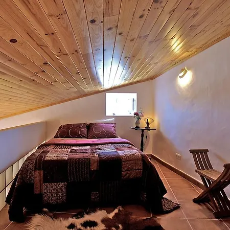 Quintal Do Castelo Silves